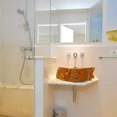 Meeresrauschen, Andreas-dirks-strasse 5